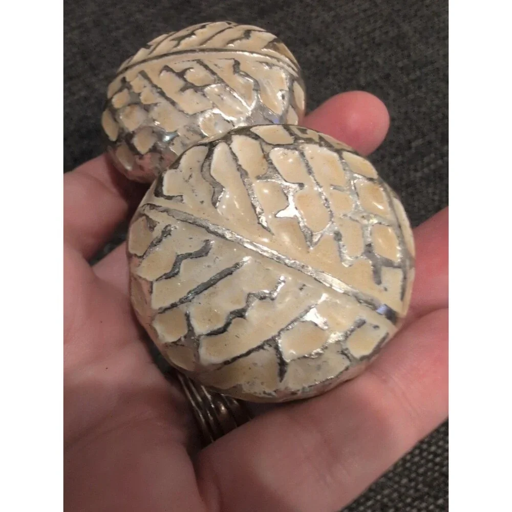 Vintage Crackle Finish Drawer Knobs x2 Cream Ivory Silver Metal Tone Round
